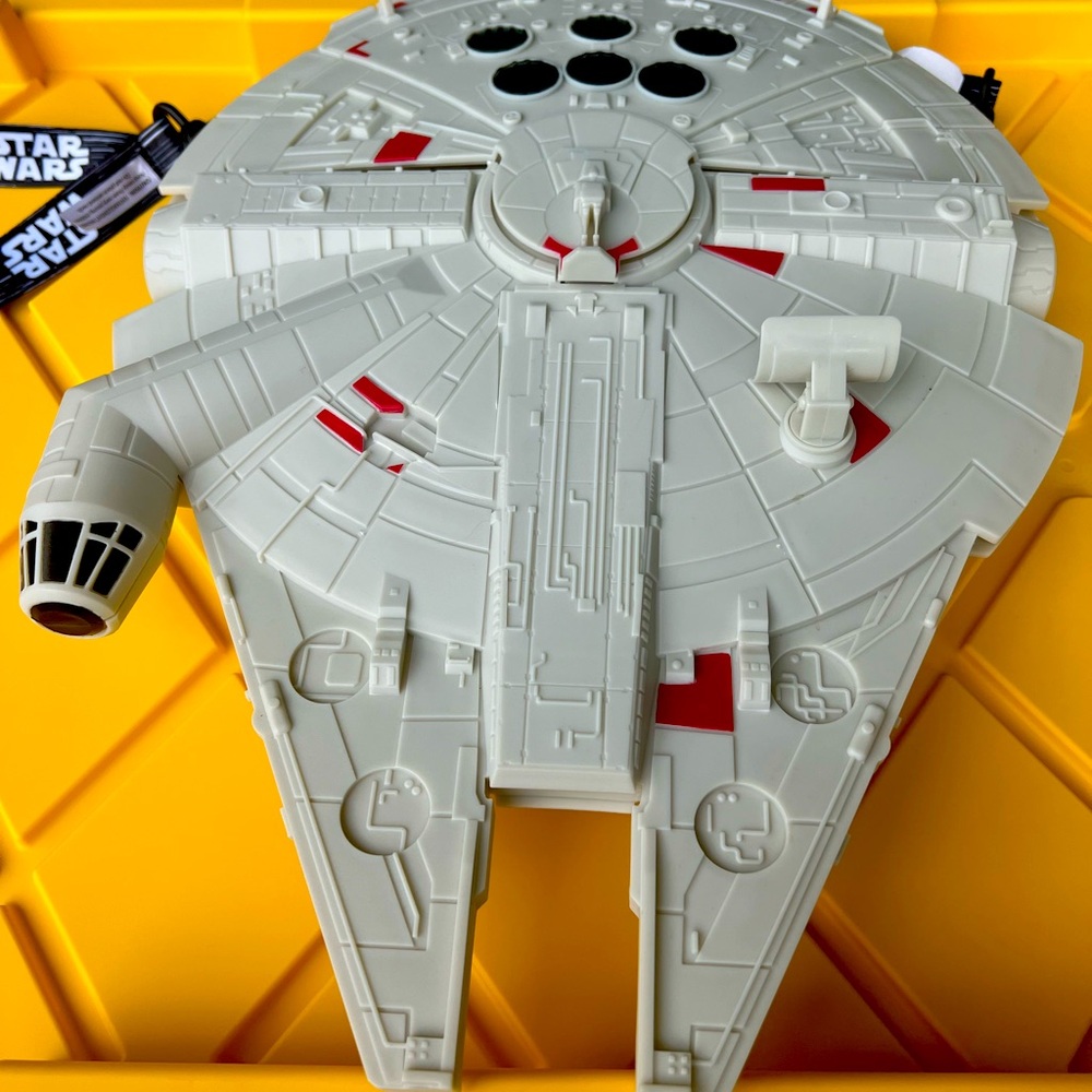 Disney Parks Star Wars 2020 Light Up Millennium Falcon Popcorn Bucket